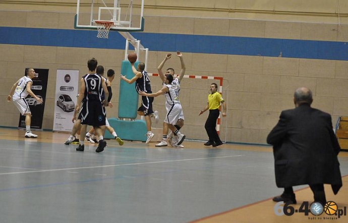 8/55 GKK I LO Gorzów - Księżak Łowicz 83:124 (30:35, 10:38, 26:28, 17:23)