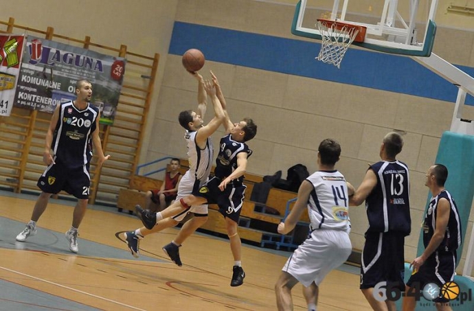 32/55 GKK I LO Gorzów - Księżak Łowicz 83:124 (30:35, 10:38, 26:28, 17:23)