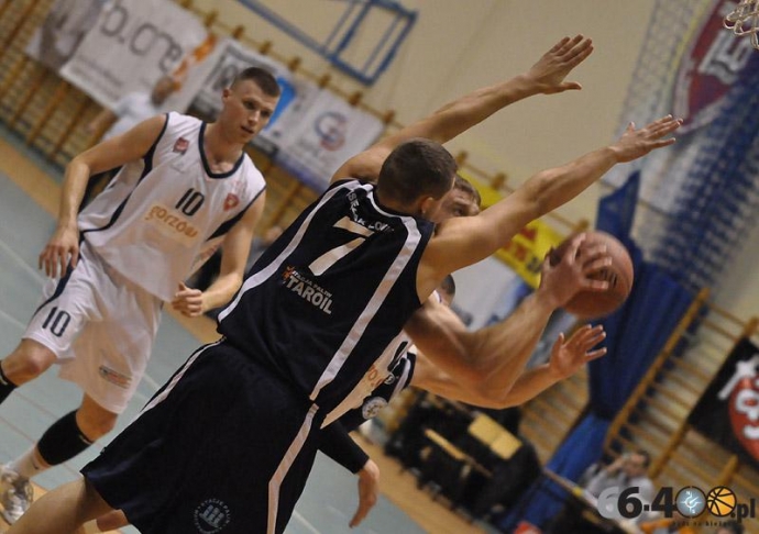 37/55 GKK I LO Gorzów - Księżak Łowicz 83:124 (30:35, 10:38, 26:28, 17:23)