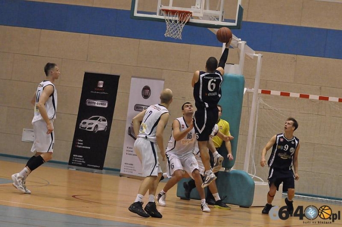 53/55 GKK I LO Gorzów - Księżak Łowicz 83:124 (30:35, 10:38, 26:28, 17:23)