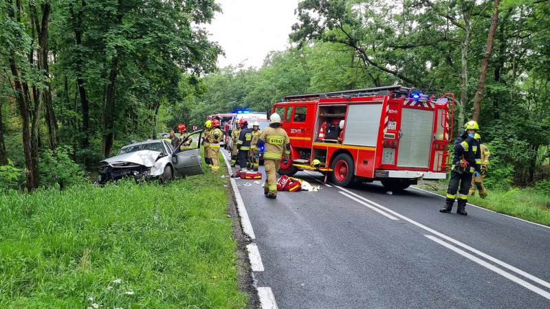 2/4 Dachowanie forda na DW159 koło Dobrojewa