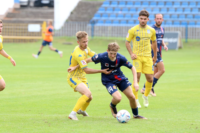 12/13 Warta Gorzów - Odra Bytom Odrzański 0:0