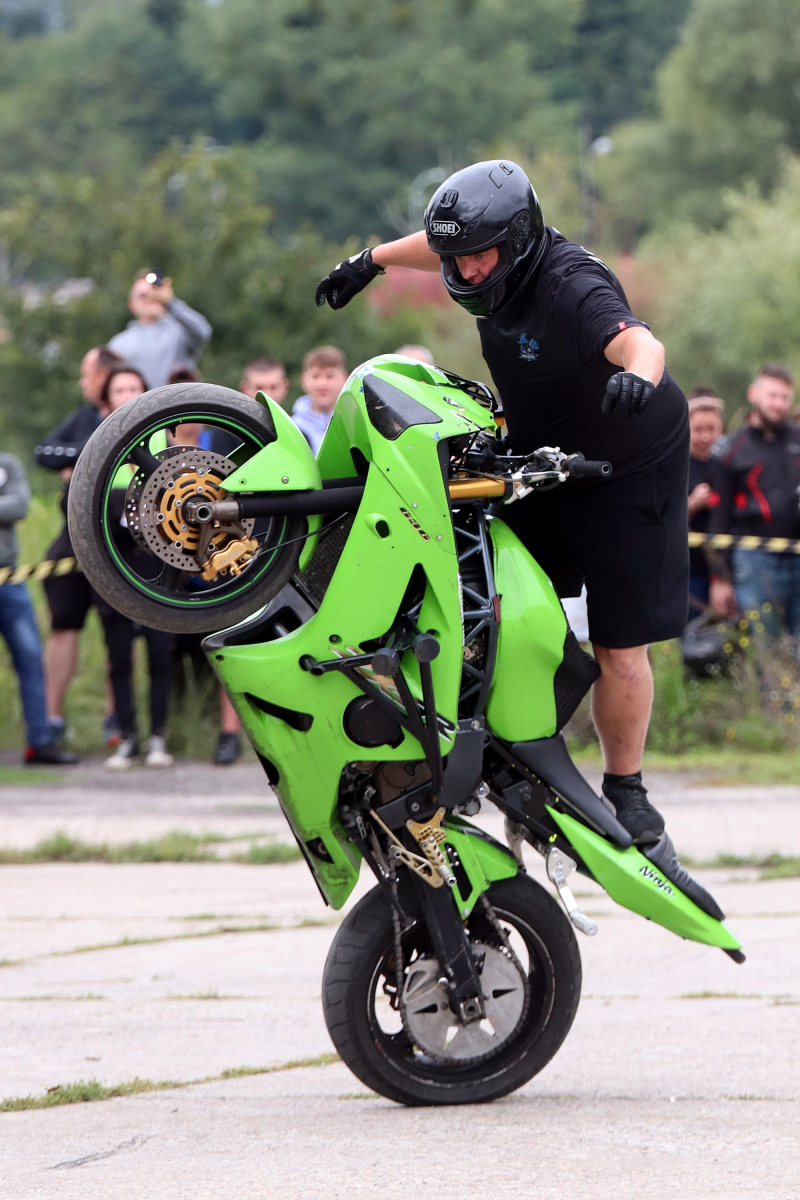 35/44 Stunt po gorzowsku. Tak bawili się motocykliści