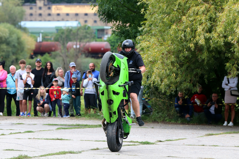 36/44 Stunt po gorzowsku. Tak bawili się motocykliści