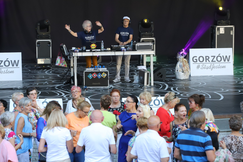 5/15 Dj Wika w Gorzowie. Porwała seniorów do tańca