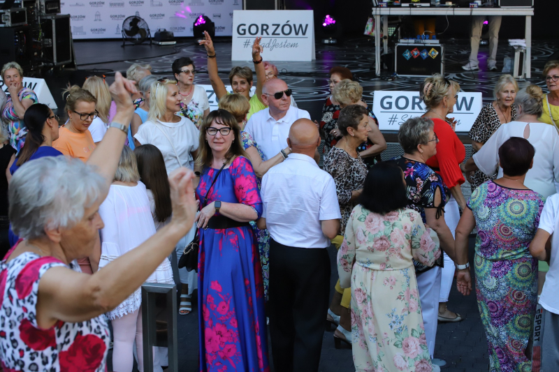 6/15 Dj Wika w Gorzowie. Porwała seniorów do tańca