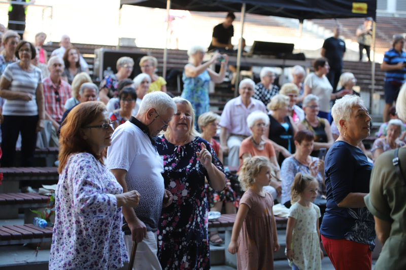 7/15 Dj Wika w Gorzowie. Porwała seniorów do tańca