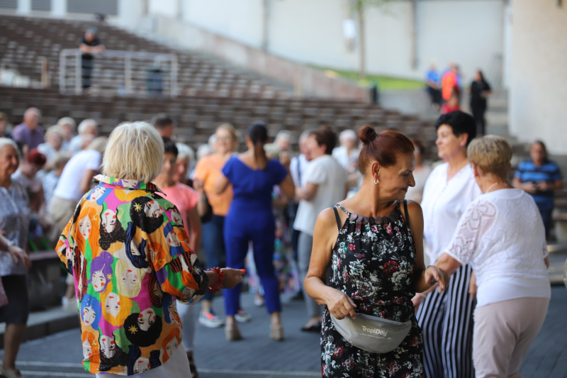 10/15 Dj Wika w Gorzowie. Porwała seniorów do tańca