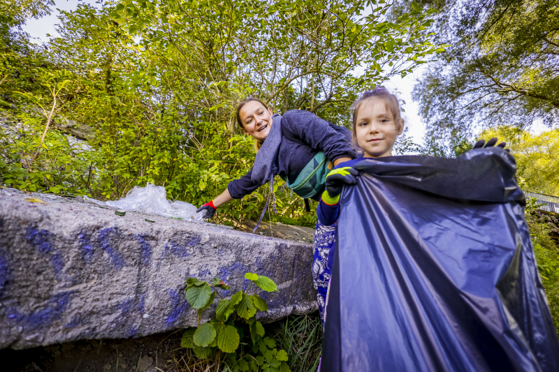 23/34 Książka za worek śmieci. Mieszkańcy Gorzowa posprzątali brzegi Warty