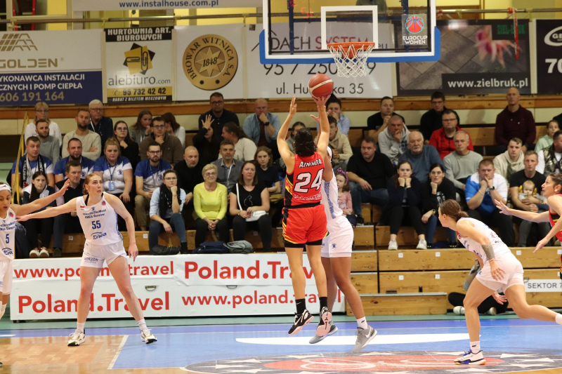 18/42 InvestInTheWest Enea Gorzów - Spar Girona