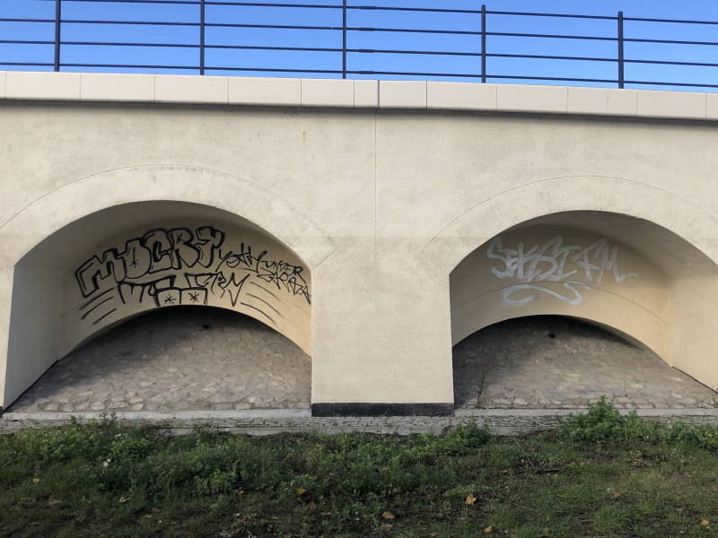 7/7 Grafficiarze opanowali gorzowską estakadę