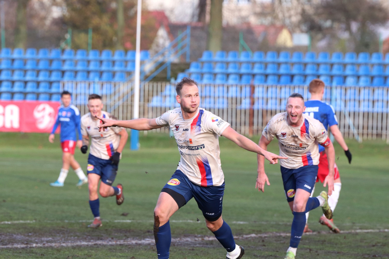 24/36 AstroEnergy Warta Gorzów - LZS Starowice Dolne