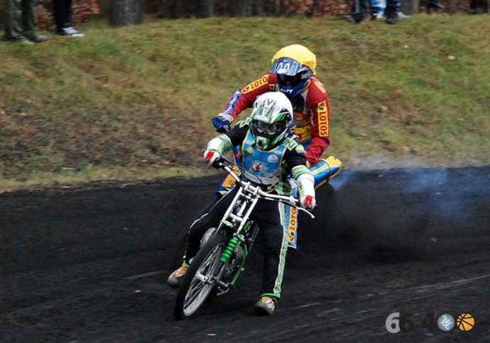 70/71 Miniżużel - Turniej mikołajkowy w Stanowicach