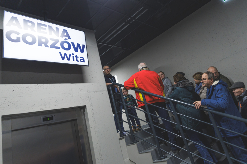 6/13 Mieszkańcy Gorzowa zwiedzali nową halę