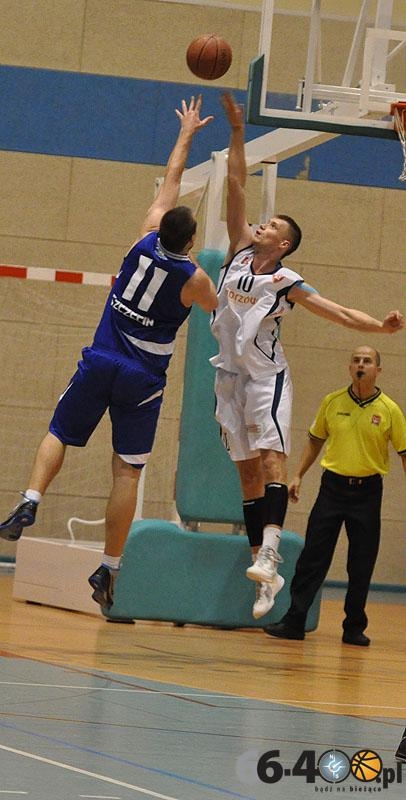 33/103 GKK I LO Gorzów - KING Wilki Morskie 90:92 (13:22, 16:22, 37:18, 24:30)