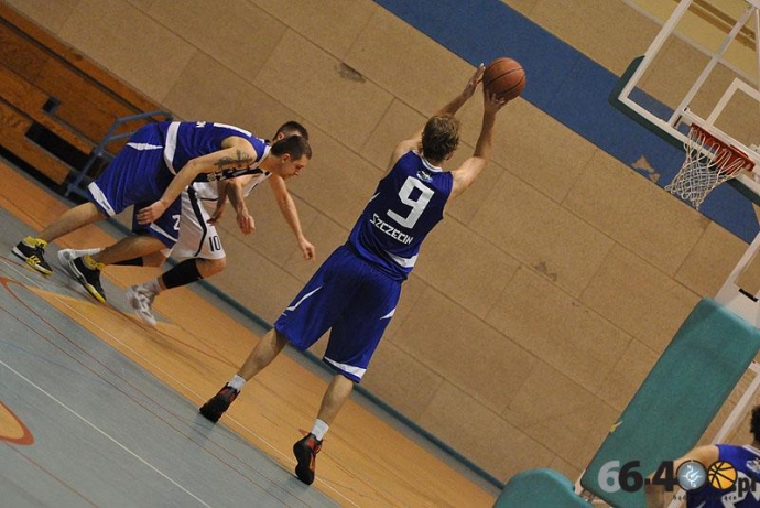 93/103 GKK I LO Gorzów - KING Wilki Morskie 90:92 (13:22, 16:22, 37:18, 24:30)