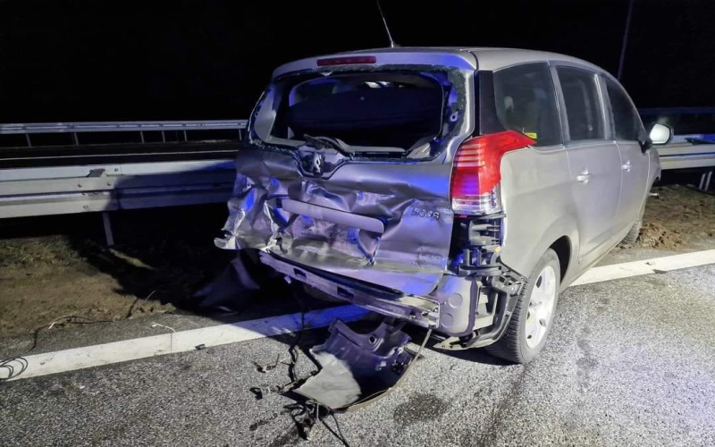 6/7 Zderzenie volkswagena i peugeota na S3 koło Gorzowa