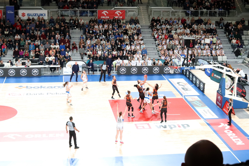 29/49 Horror z happy endem w Arenie Gorzów