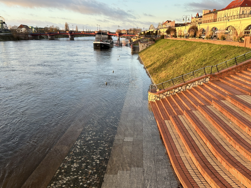 3/6 Bulwary nad Wartą w Gorzowie zalane