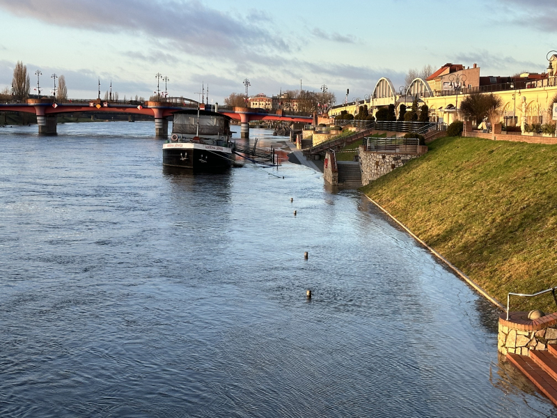 4/6 Bulwary nad Wartą w Gorzowie zalane