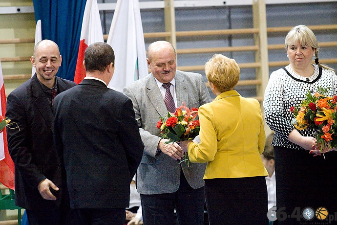34/37 Kłodawa: Otwarcie nowych obiektów Zespołu Szkół