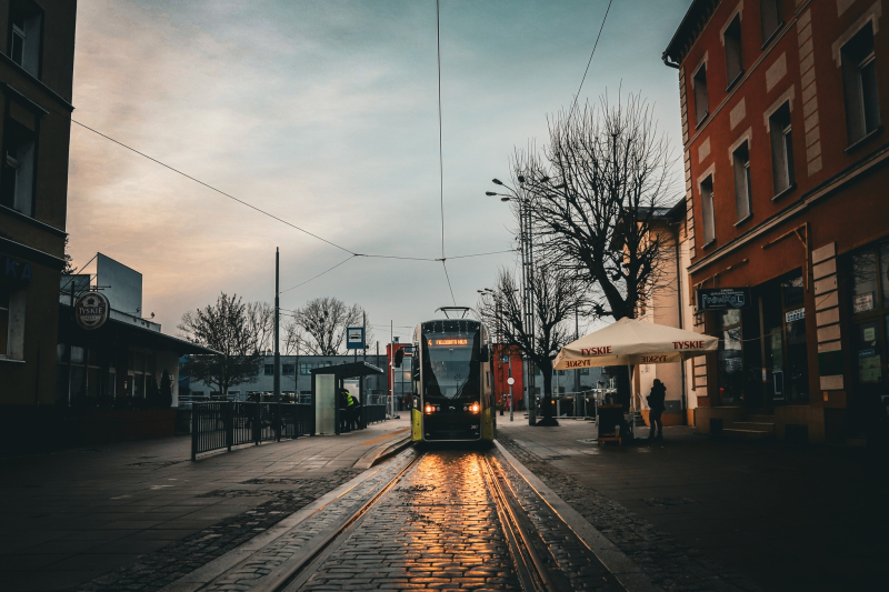 4/9 Tramwaj linii nr 4 wjechał w ul. Dworcową w Gorzowie
