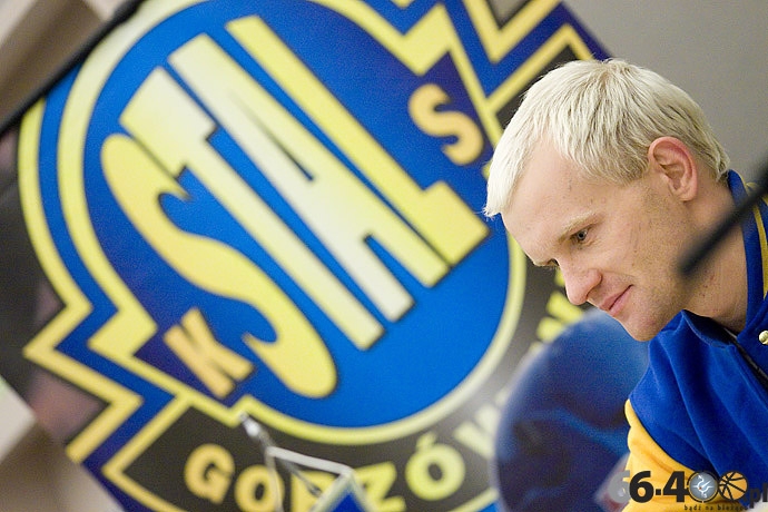 4/22 Stal Gorzów - nowe kontrakty