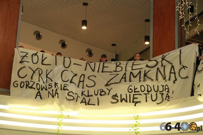 10/55 Prezentacja nowych zawodników w Galerii Askana