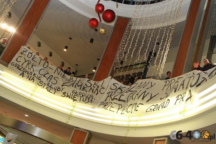 13/55 Prezentacja nowych zawodników w Galerii Askana