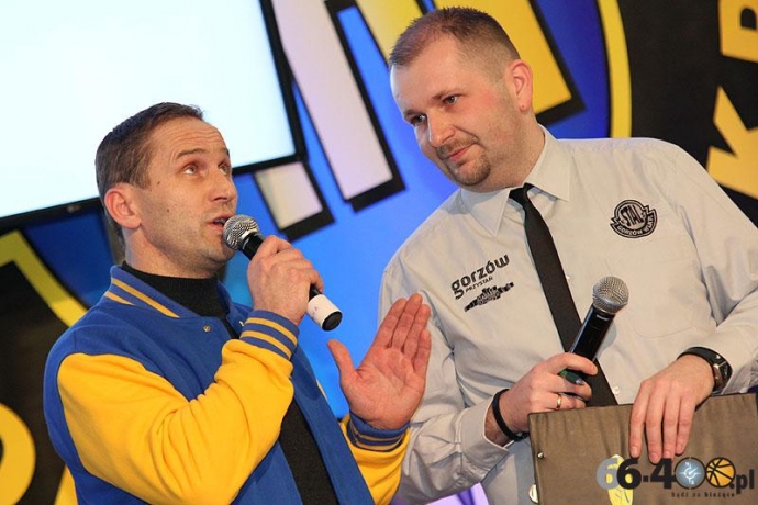 19/55 Prezentacja nowych zawodników w Galerii Askana