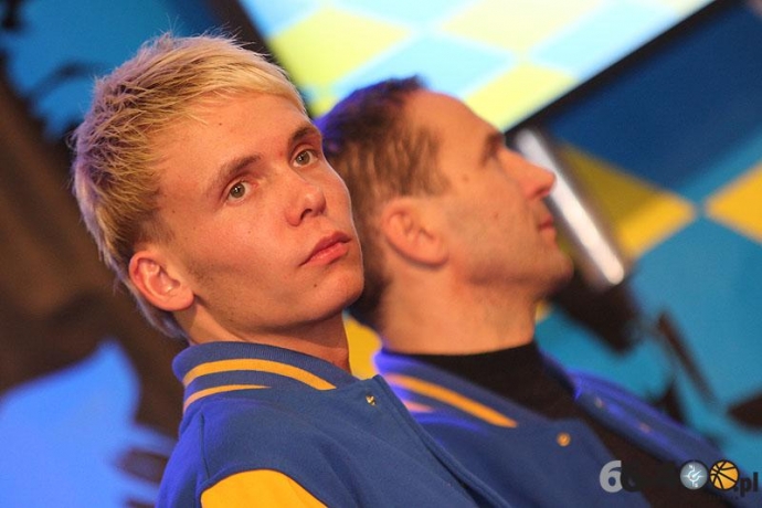 28/55 Prezentacja nowych zawodników w Galerii Askana