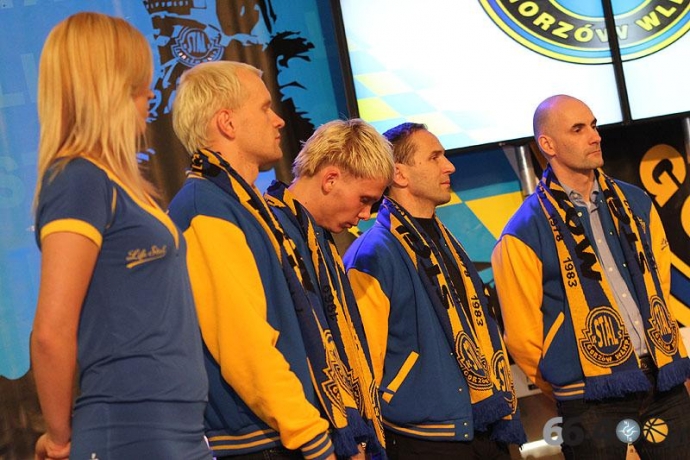 39/55 Prezentacja nowych zawodników w Galerii Askana