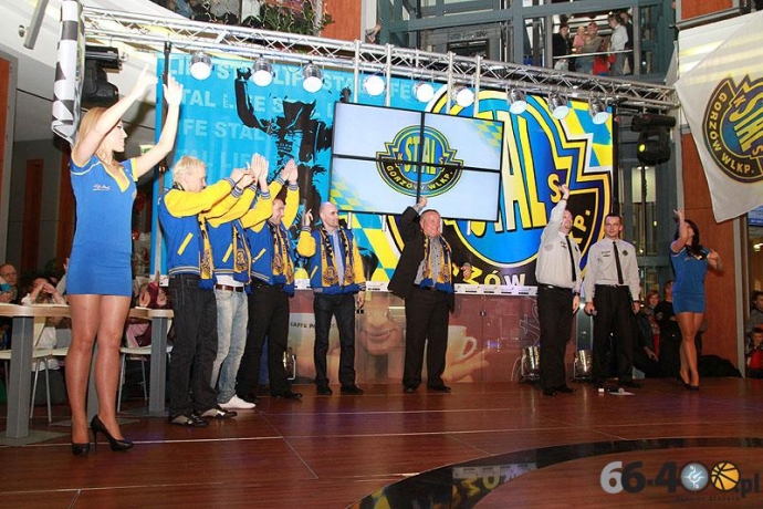 44/55 Prezentacja nowych zawodników w Galerii Askana