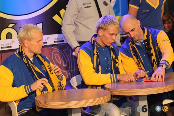 52/55 Prezentacja nowych zawodników w Galerii Askana