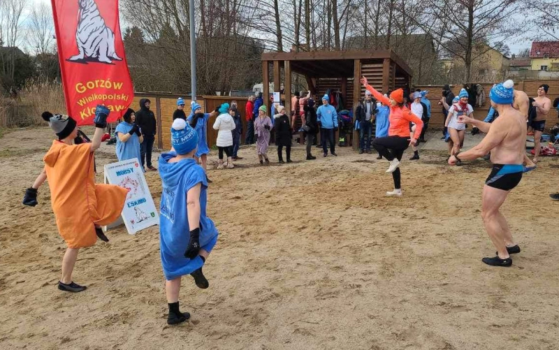 4/13 Klub Morsów Eskimo wspierał WOŚP w Kłodawie