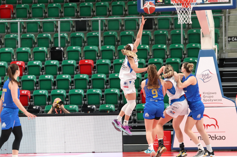 19/33 Gorzowskie koszykarki pokonały Arkę Gdynia w Pucharze Polski
