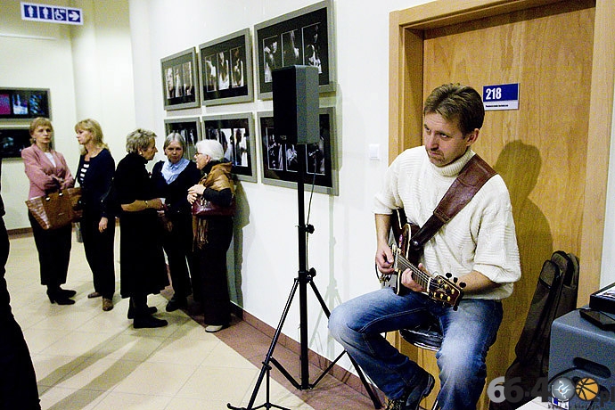 5/12 Gorzów: WiMBP - Wernisaż wystawy „…Po trzy” Katarzyny Radkiewicz