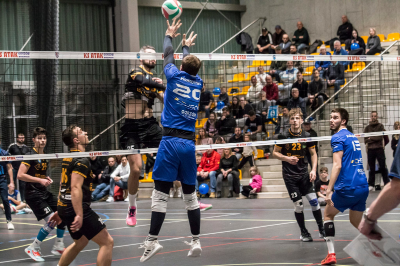 4/14 Agencja Inwestycyjna Stlion Gorzów - LUKS Wilki Wilczyn