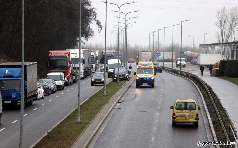 4/6 Pożar BMW przy ul. Łukasińskiego w Gorzowie