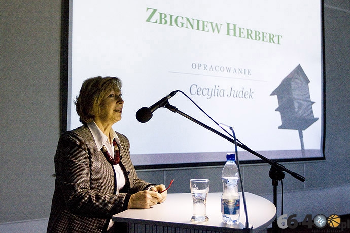 12/12 Gorzów: WiMBP - Odsłonięcie tablicy pamiątkowej patronowi Zbigniewowi Herbertowi