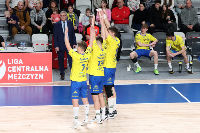 31/61 Stal Gorzów przegrała w rzutach karnych