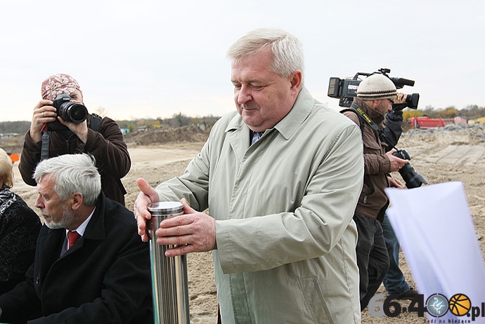 18/22 Kamień węgielny pod rozbudowę stadionu im. Edwarda Jancarza