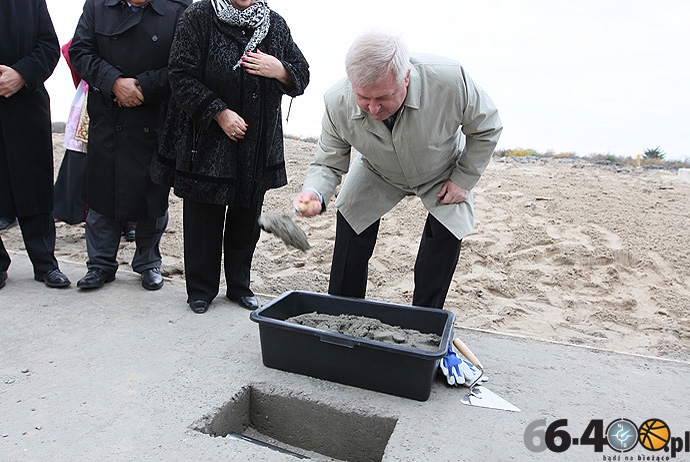 20/22 Kamień węgielny pod rozbudowę stadionu im. Edwarda Jancarza
