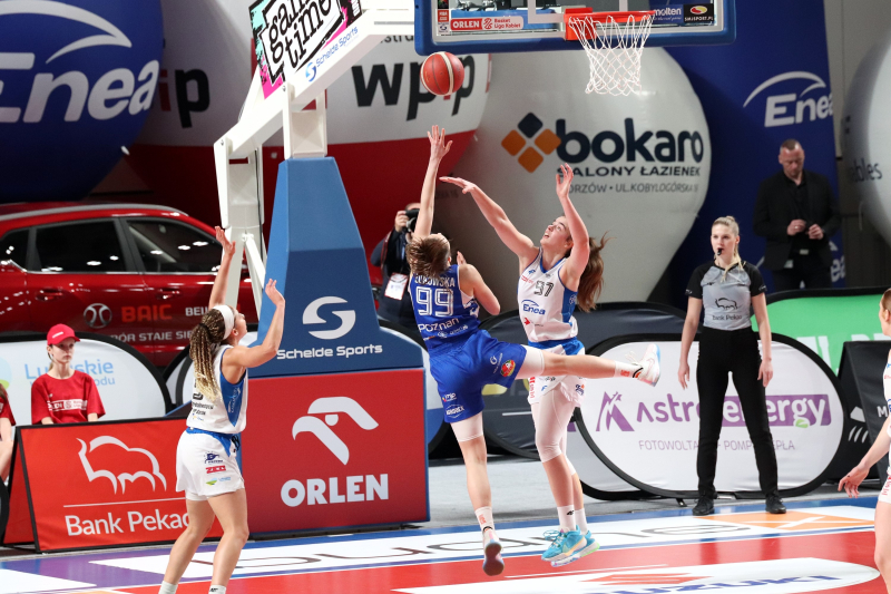 20/47 Pewna wygrana gorzowskich koszykarek w play off