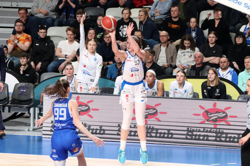 25/47 Pewna wygrana gorzowskich koszykarek w play off