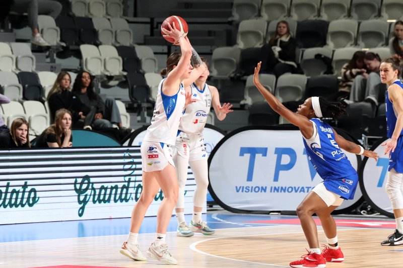 33/47 Pewna wygrana gorzowskich koszykarek w play off