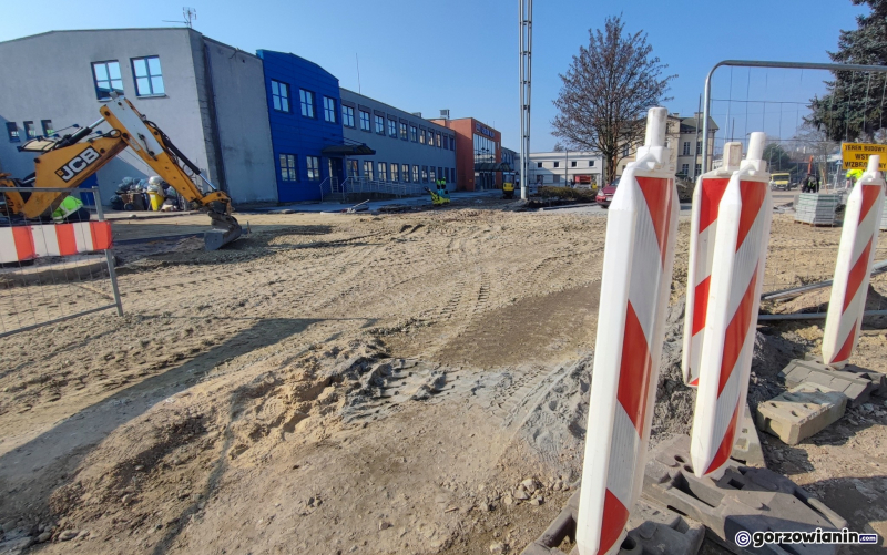 10/14 Przebudowa placu przed dworcem PKP w Gorzowie