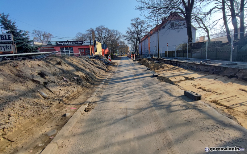 13/14 Przebudowa placu przed dworcem PKP w Gorzowie