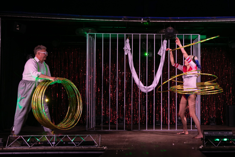 5/10 Cyrk Juremix: Nowoczesne widowisko dla całej rodziny!