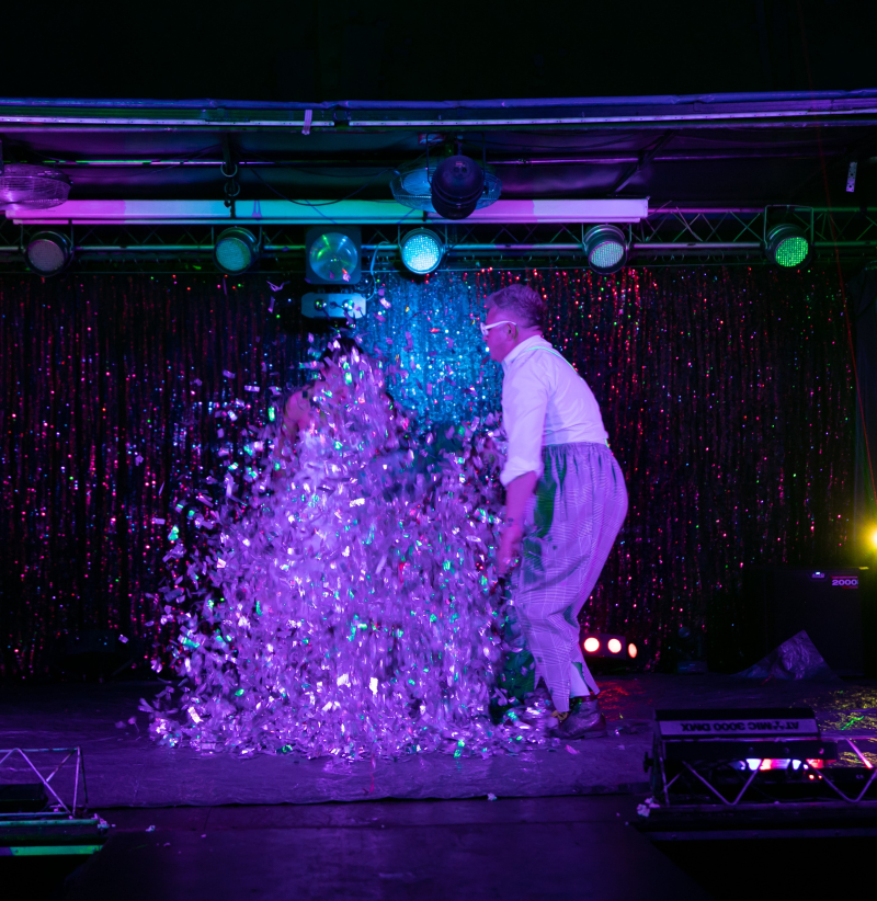 6/10 Cyrk Juremix: Nowoczesne widowisko dla całej rodziny!